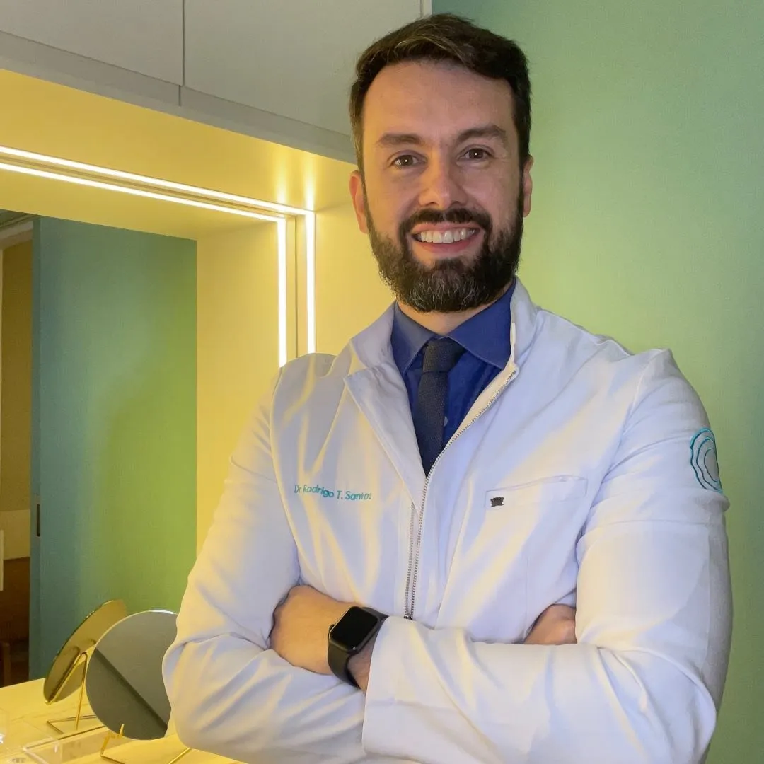 Dr. Rodrigo T Santos - CRM 152.738
